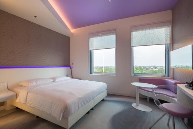 Standard Room with Panoramic City View · photo 3