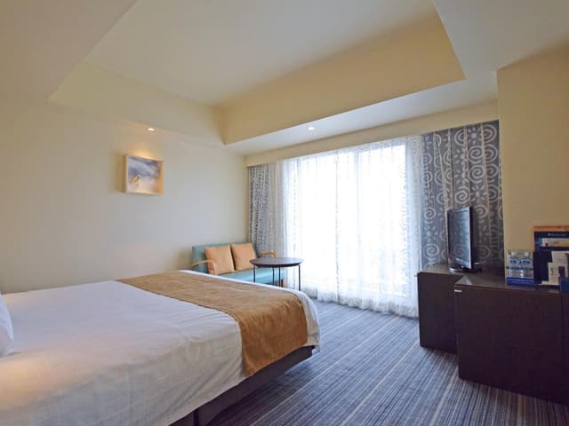 Standard King Room - Non-Smoking · photo 4