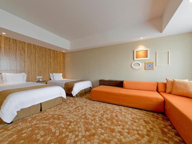 Deluxe Twin Room - Non-Smoking · photo 2