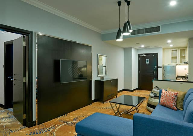 One-Bedroom Deluxe Apartment · photo 1