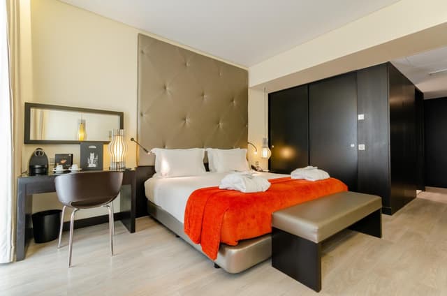 Superior Room with Street View · photo 5