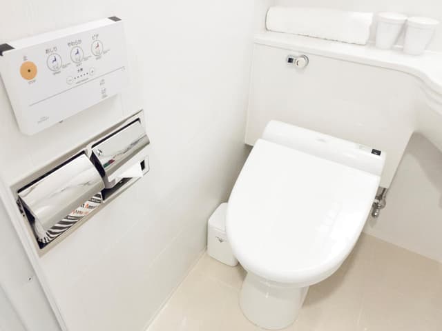Single Room - Non-Smoking · photo 6