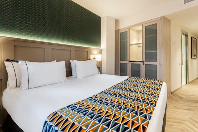 Double or Twin Room · photo 5