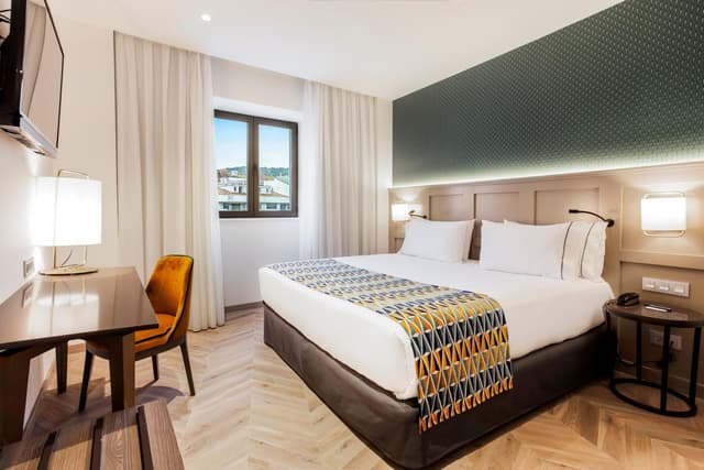 Double or Twin Room · photo 1
