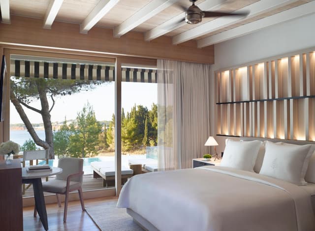 Bungalow with Pool and Sea View · photo 1