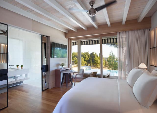 Bungalow with Pool and Sea View · photo 2