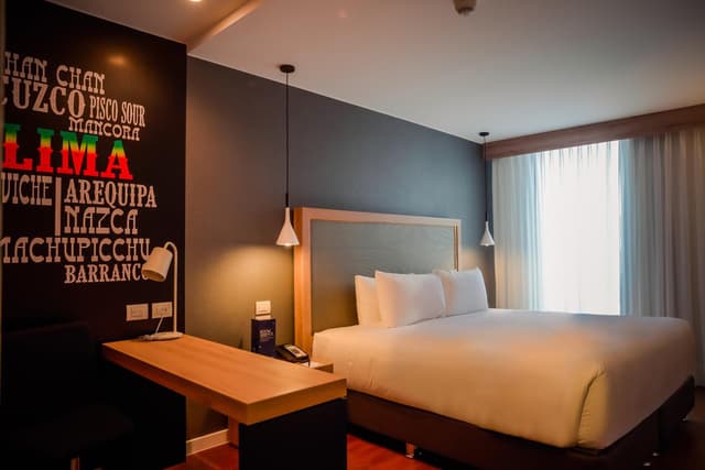 La habitación Innside con cama King. · foto 2