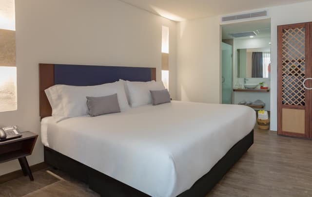 Deluxe Room · photo 1