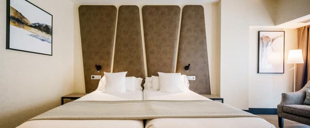 Double or Twin Room · photo 3