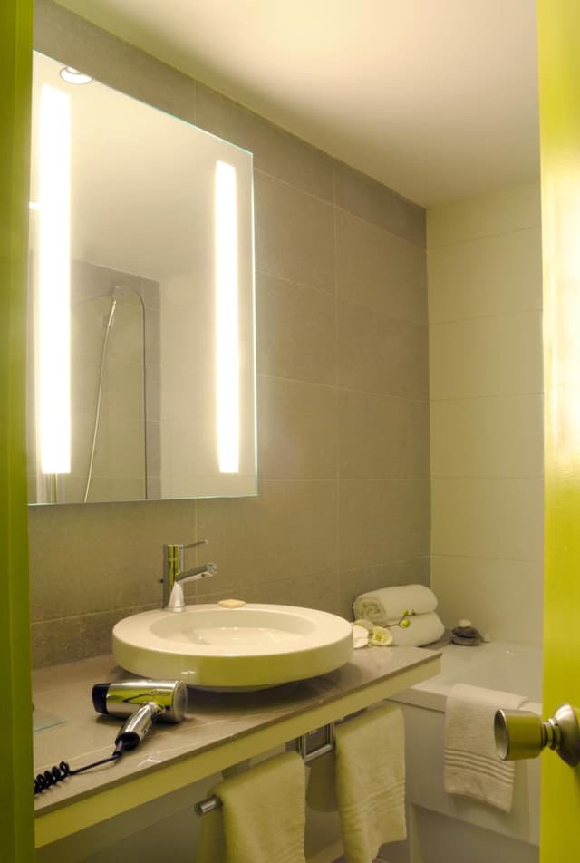 Classic Twin Room · photo 2