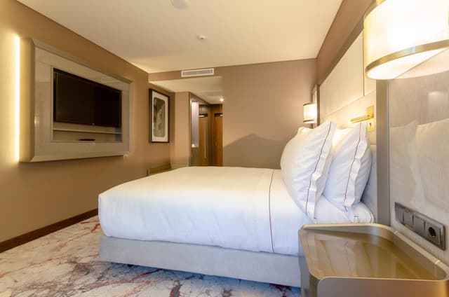 Habitación Doble Superior con Vista a la Avenida · foto 1
