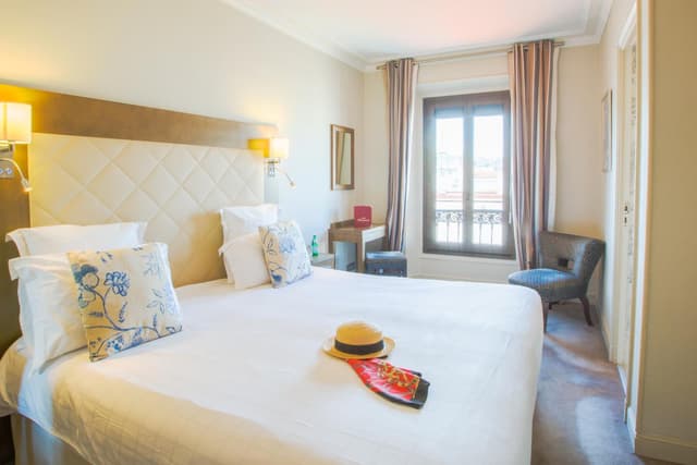 Habitación estándar con vista a la ciudad · foto 1