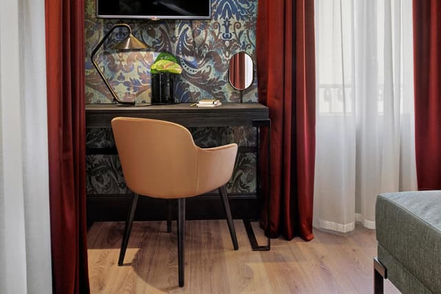 Superior Double Room with Canal View · photo 5
