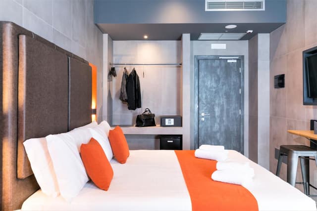 Double Room · photo 3