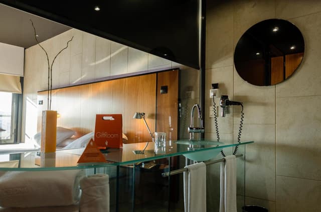 Double Room with Balcony · photo 4