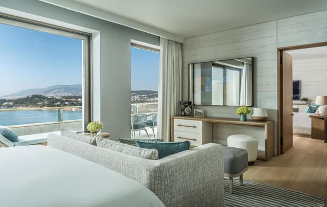King Suite with Arion Sea View One Bedroom · photo 4