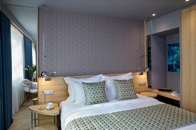 Standard Double Room with City View · photo 3