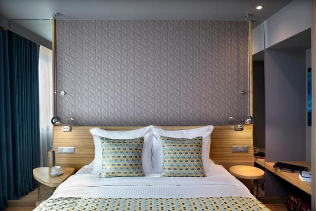 Standard Double Room with Atrium View · photo 2