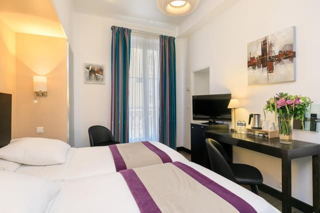 Superior Double or Twin Room · photo 7