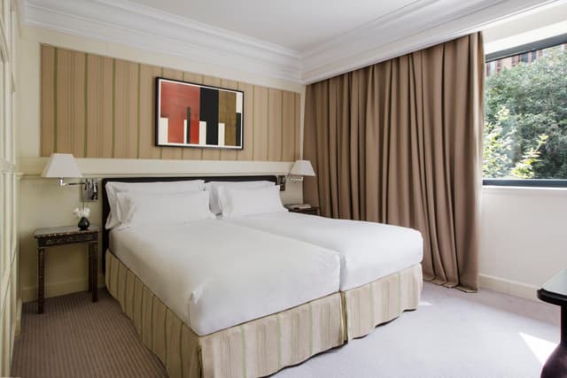 Habitación Doble o Twin Deluxe con Vista a la Ciudad · foto 4