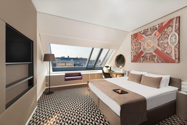 Top Floor Superior Double or Twin room · photo 1