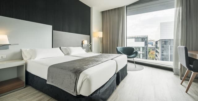 Double or Twin Room · photo 6