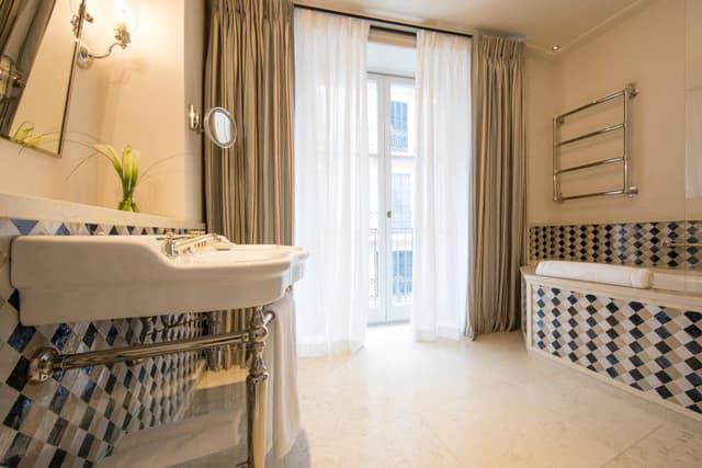 Deluxe Room · photo 5