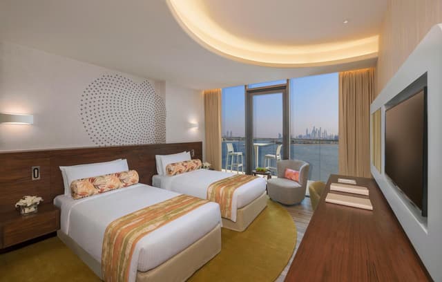Deluxe Room with Balcony and Sea View · photo 2