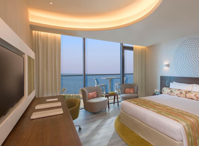 Deluxe Room with Balcony and Sea View · photo 4