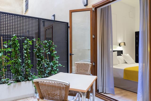 Chic & Patio Room (Ground Floor) · photo 2