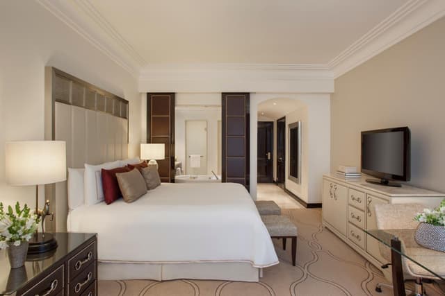 King Room with City View · photo 5