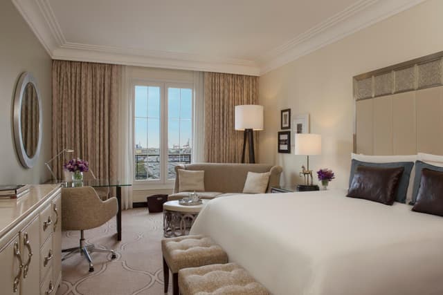 King Room with City View · photo 1