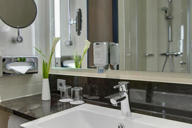 Standard Twin Room · photo 4