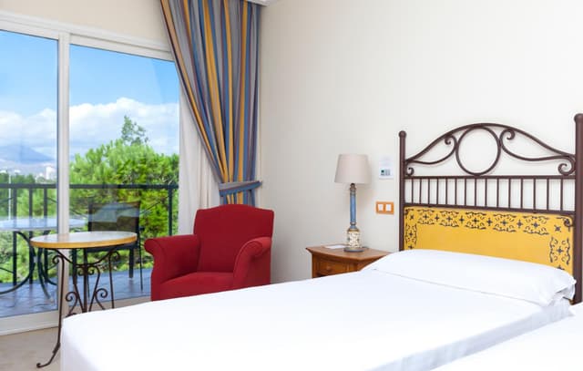 Double or Twin Room · photo 3