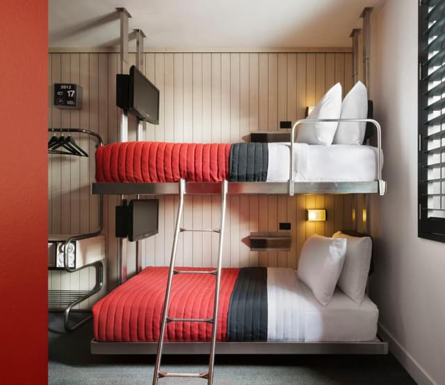 Bunk Pod · photo 2