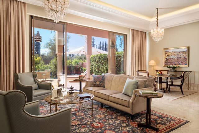 Royal Villa with Private Pool (Non Smoking) · foto 1
