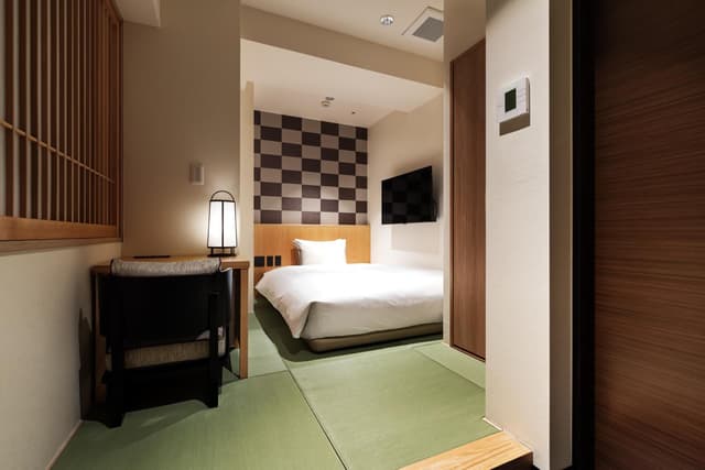 Double Room · photo 1