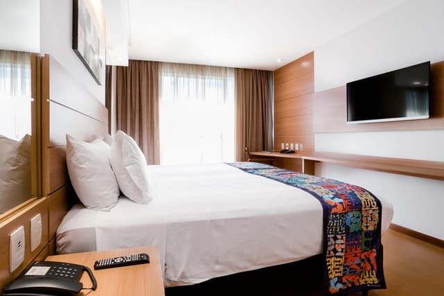 Superior Double Room with Side Sea View · photo 1