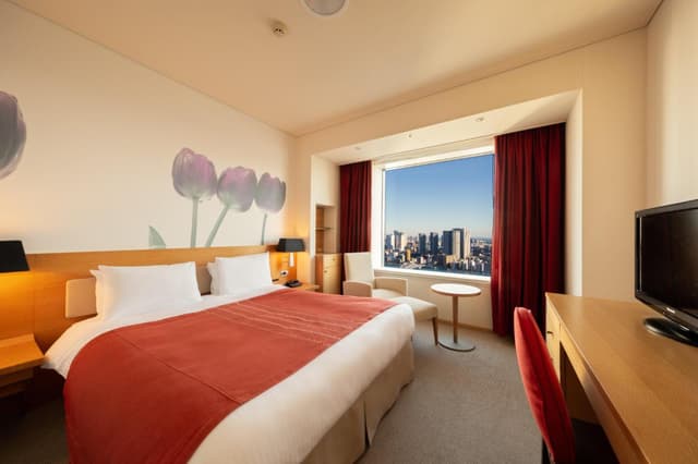 Queen Room - Non Smoking - Above 27th floor · photo 1