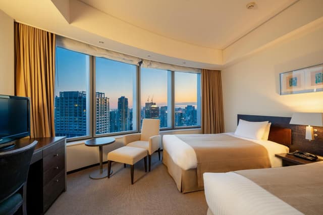 Corner Twin Room - Non Smoking - Above 27th floor · photo 4