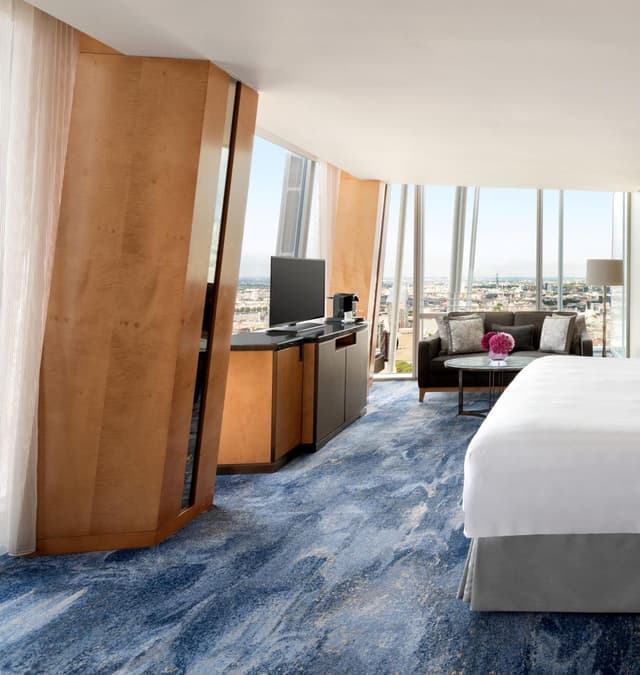 Habitación Deluxe King con vista a la ciudad · foto 1