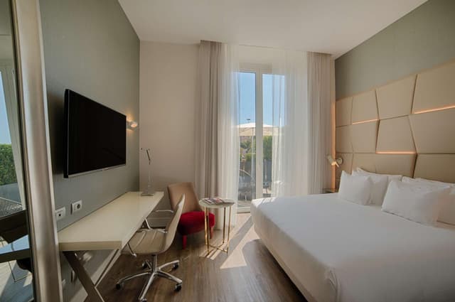 Superior Double or Twin Room · photo 3