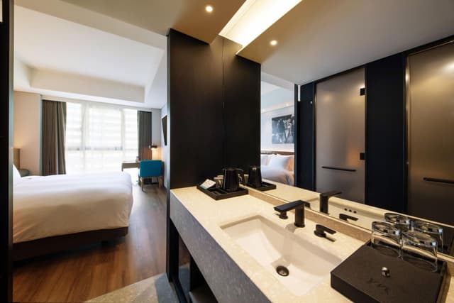 Superior King Room · photo 3