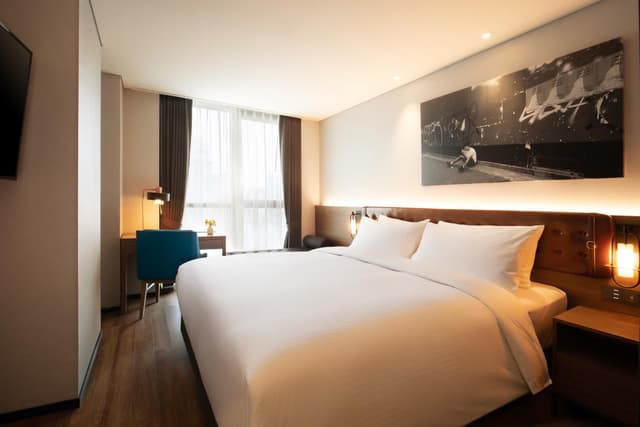 Standard King Room · photo 1