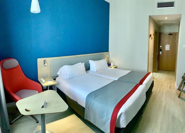 Standard Twin Room - Free Breakfast · photo 2