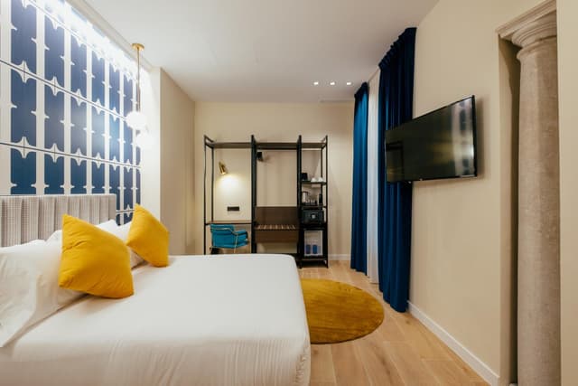 Standard Double or Twin Room · photo 1