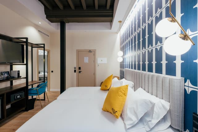 Standard Double or Twin Room · photo 5