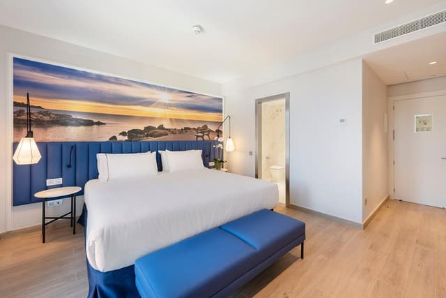 Double or Twin Room · photo 1
