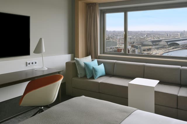 Superior Twin Room with View · photo 3