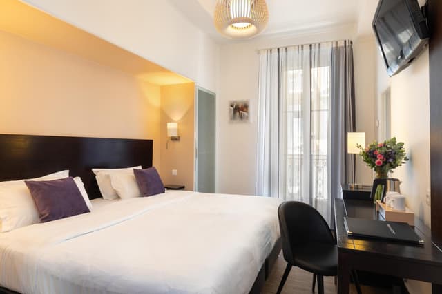 Deluxe Double or Twin Room · photo 5